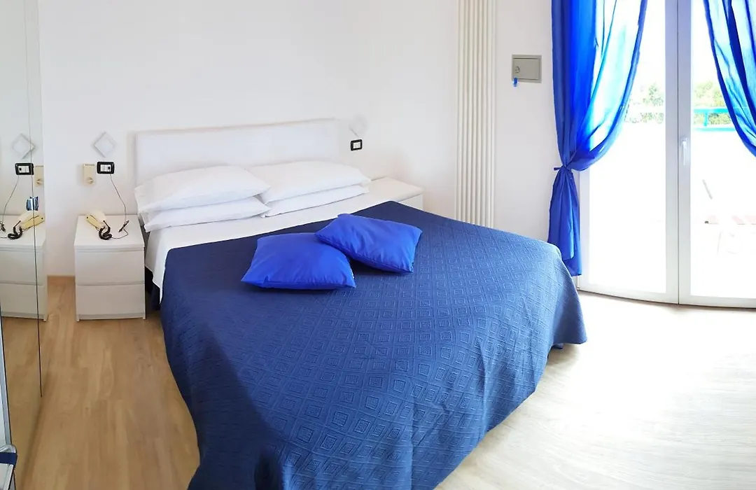 Hotel Mare Blu - Bed & Breakfast-1